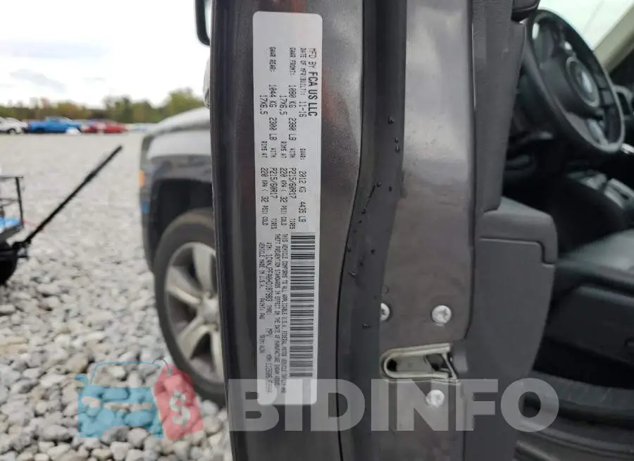1C4NJPFA0HD187983 Photo# 13