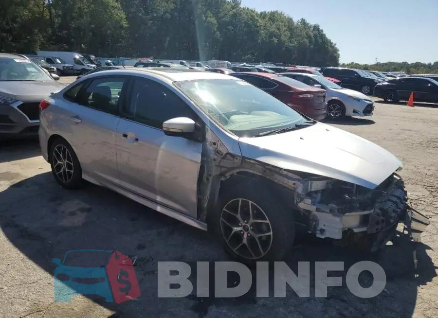 1FADP3F23GL207391 Photo# 4