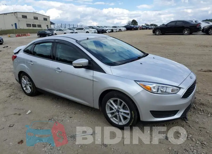 1FADP3F24JL220027 Photo# 4