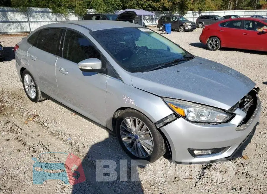 1FADP3J29GL274052 Photo# 4