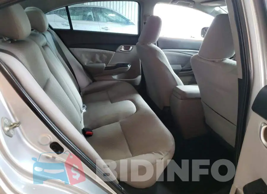 19XFB2F80FE055061 Photo# 10