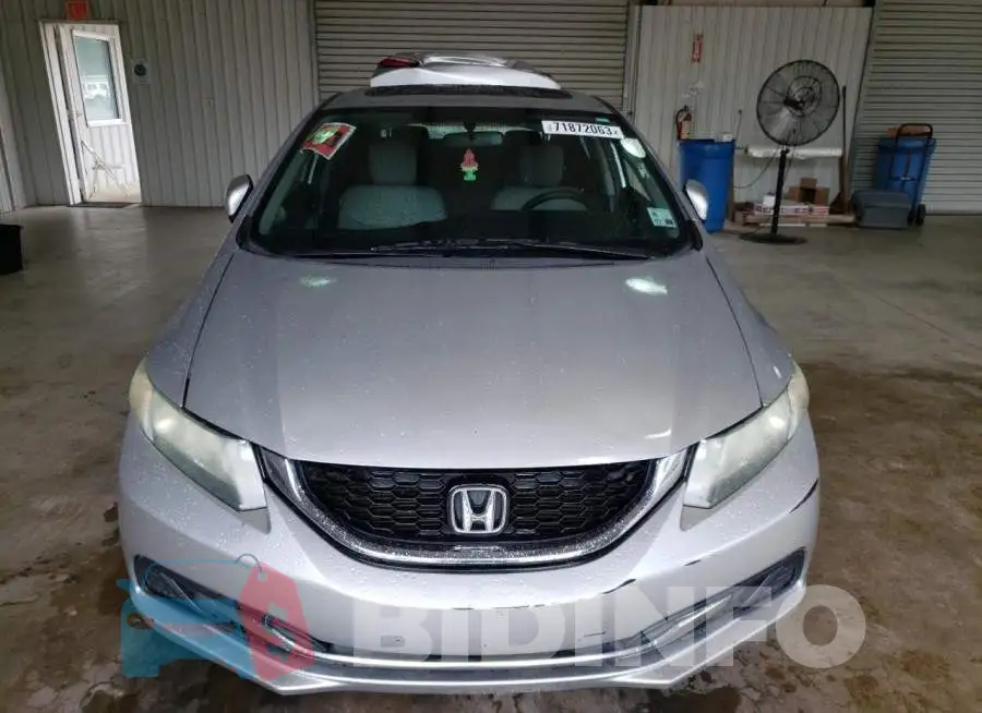 19XFB2F80FE055061 Photo# 5