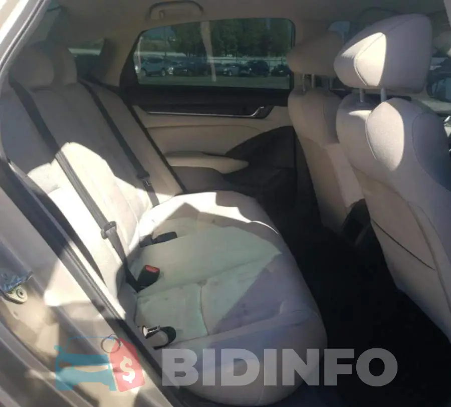 1HGCV1F13JA012385 Photo# 10