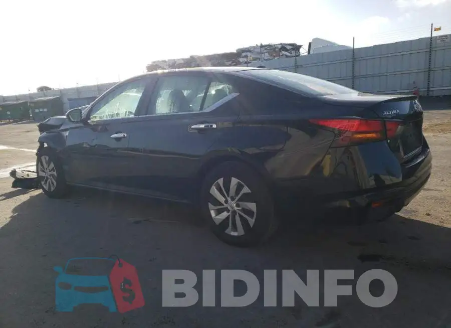 1N4BL4BV0KC224702 Photo# 2