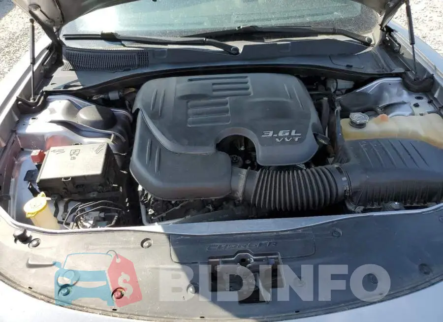 2C3CDXBG2FH827642 Photo# 11