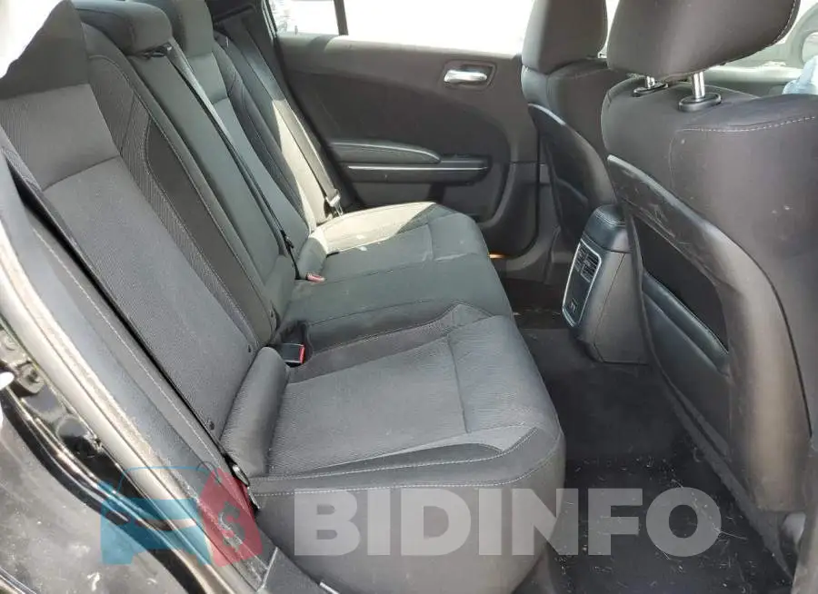 2C3CDXCT7GH350526 Photo# 10