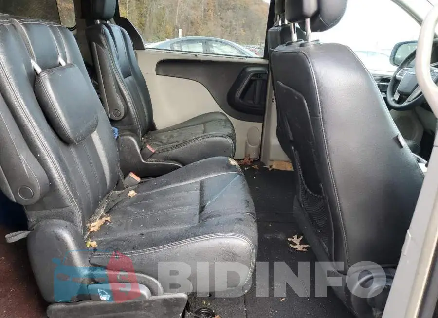 2C4RC1BGXGR260629 Photo# 11