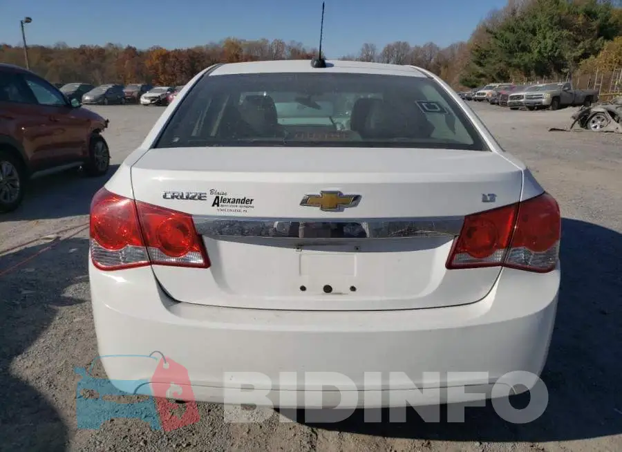 1G1PE5SB2F7166816 Photo# 6