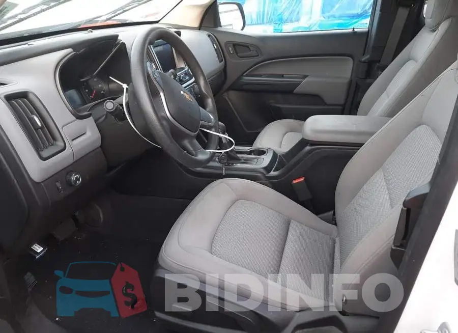 1GCHSBEN5N1241017 Photo# 7