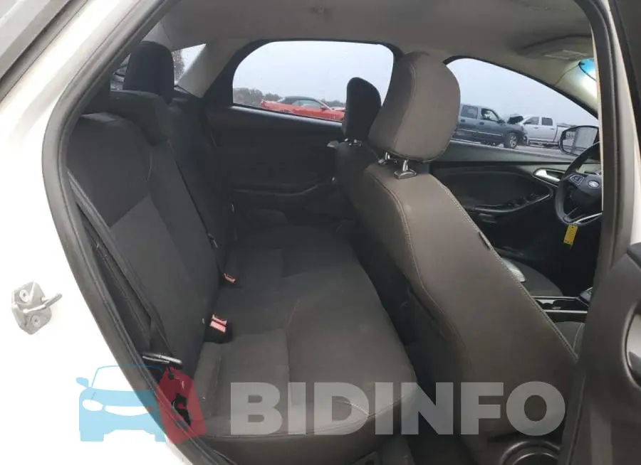 1FADP3F28FL201990 Photo# 10