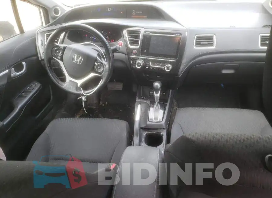 2HGFB2F5XFH001665 Photo# 8