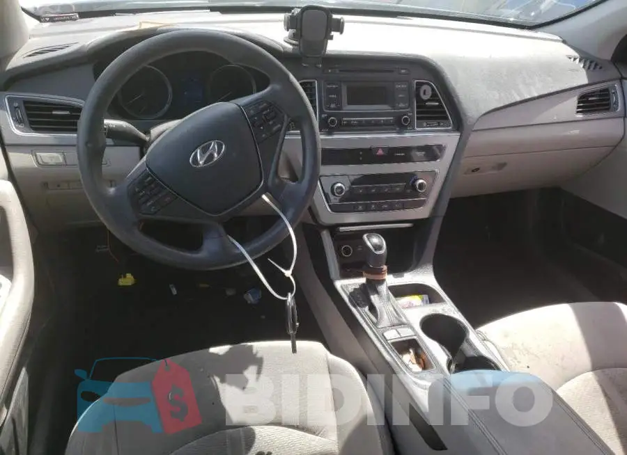 5NPE24AF7FH201917 Photo# 8