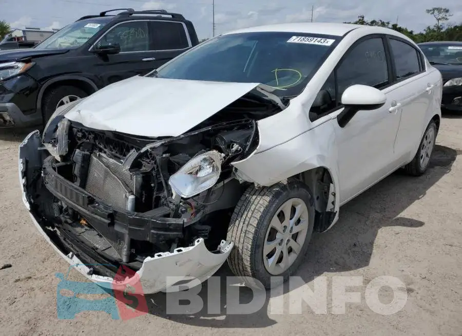 KNADM4A32G6699335 Photo# 1