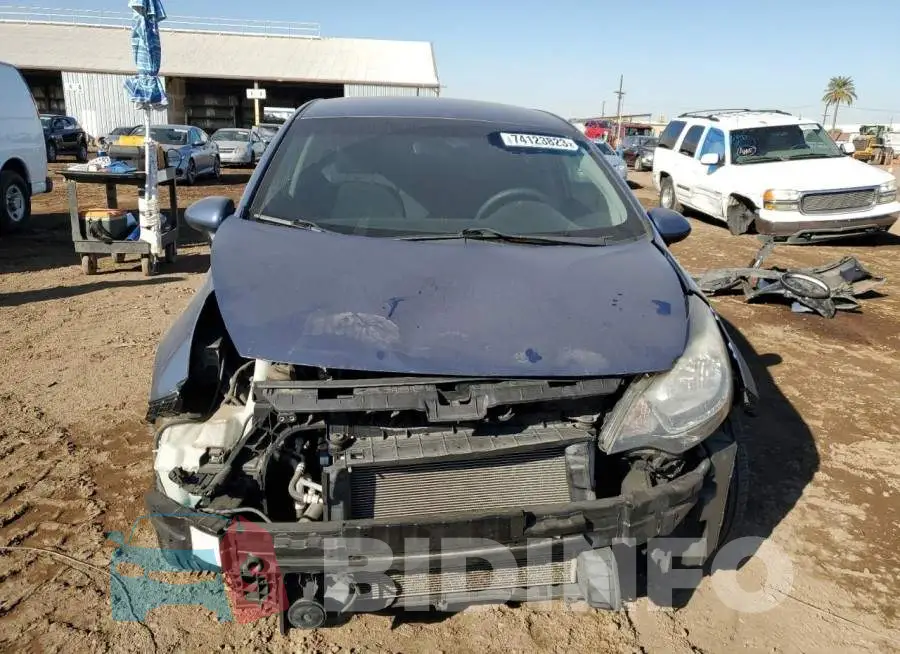 KNADM4A38G6676089 Photo# 5