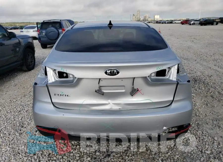KNAFX4A63F5272082 Photo# 6