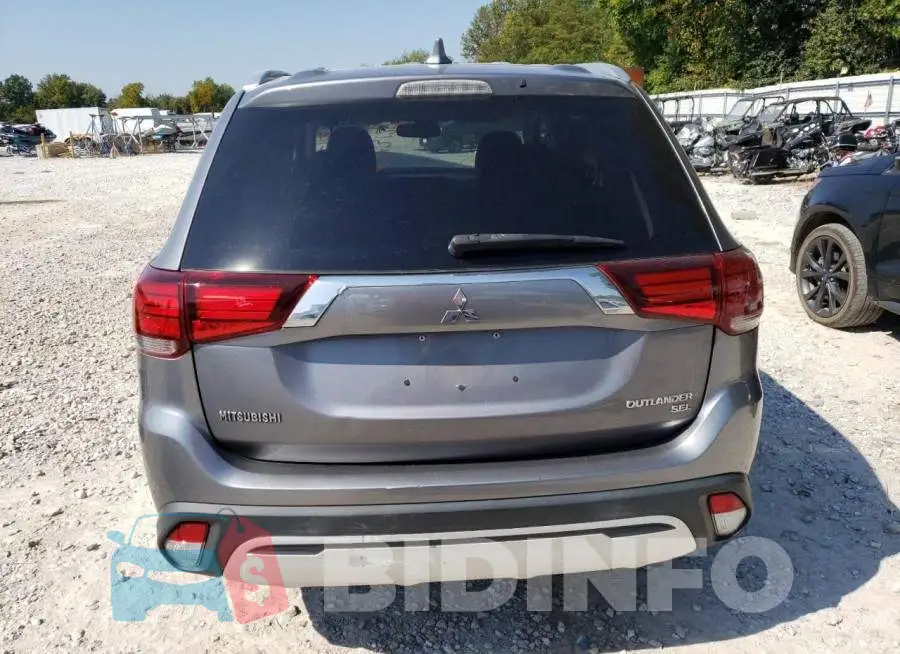 JA4AD3A33KJ001136 Photo# 6