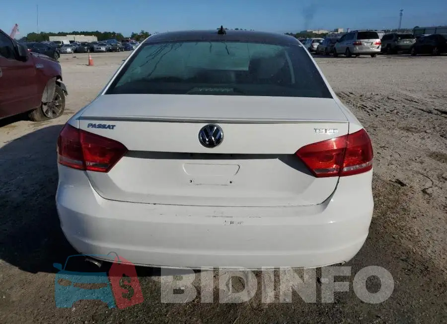 1VWBS7A35FC010287 Photo# 6