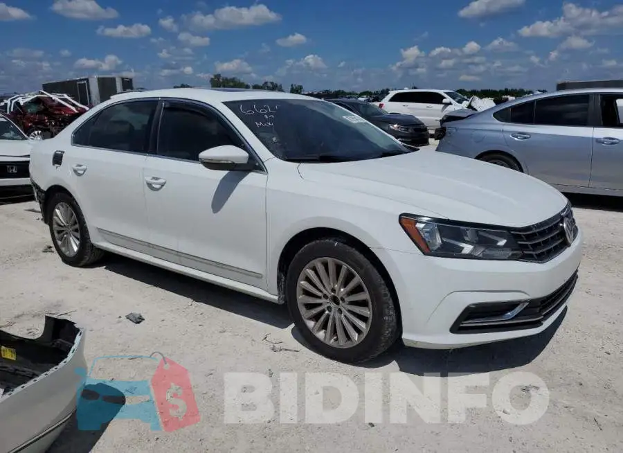 1VWBS7A35GC036342 Photo# 4