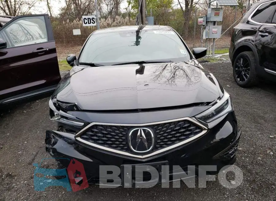 19UDE2F80MA003123 Photo# 5