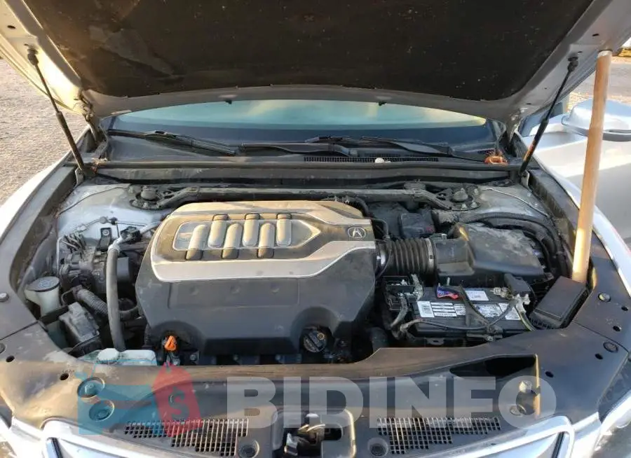 JH4KC1F34EC002586 Photo# 11