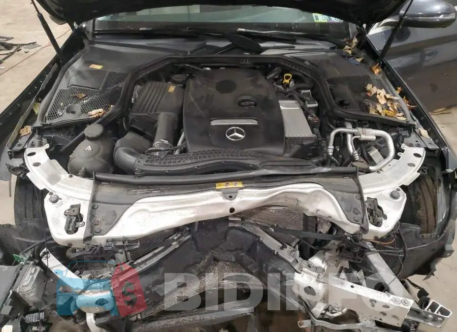 55SWF4KB1GU118745 Photo# 11