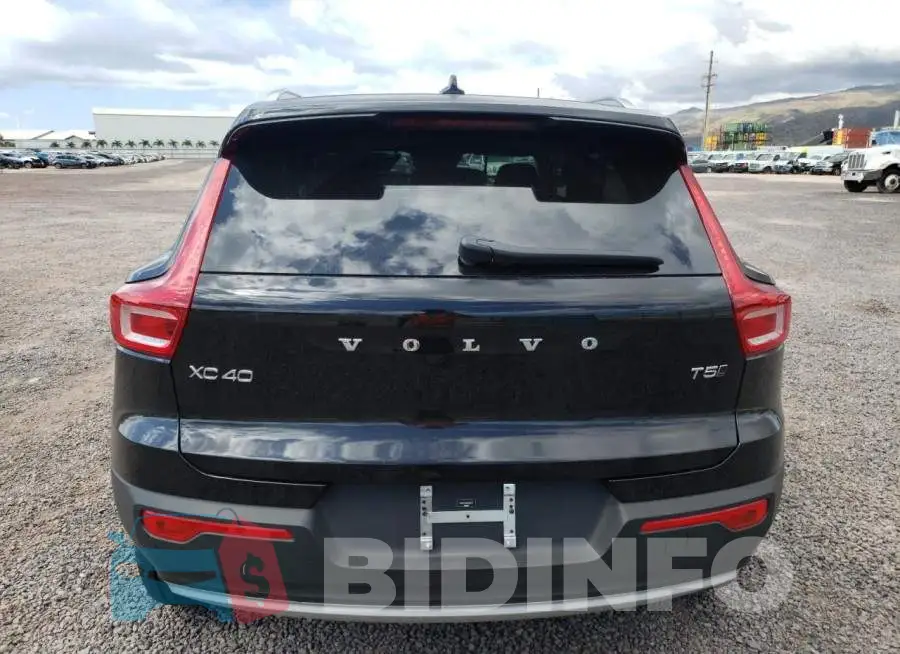YV4162UL9M2581377 Photo# 6