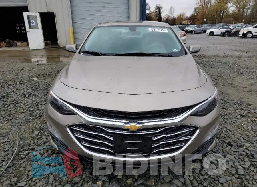 1G1ZD5ST6NF193946 Photo# 5
