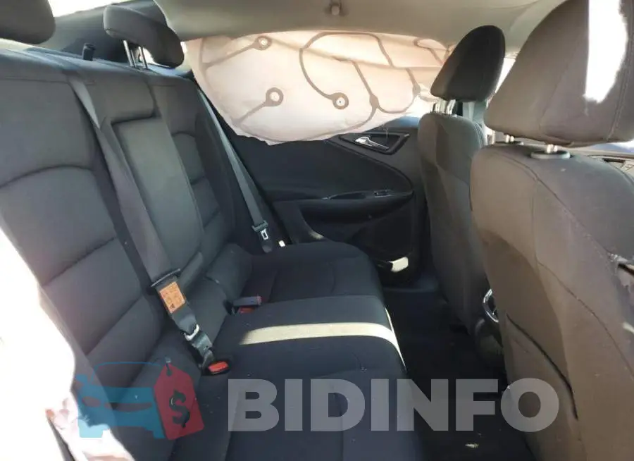 1G1ZD5ST8PF170543 Photo# 10