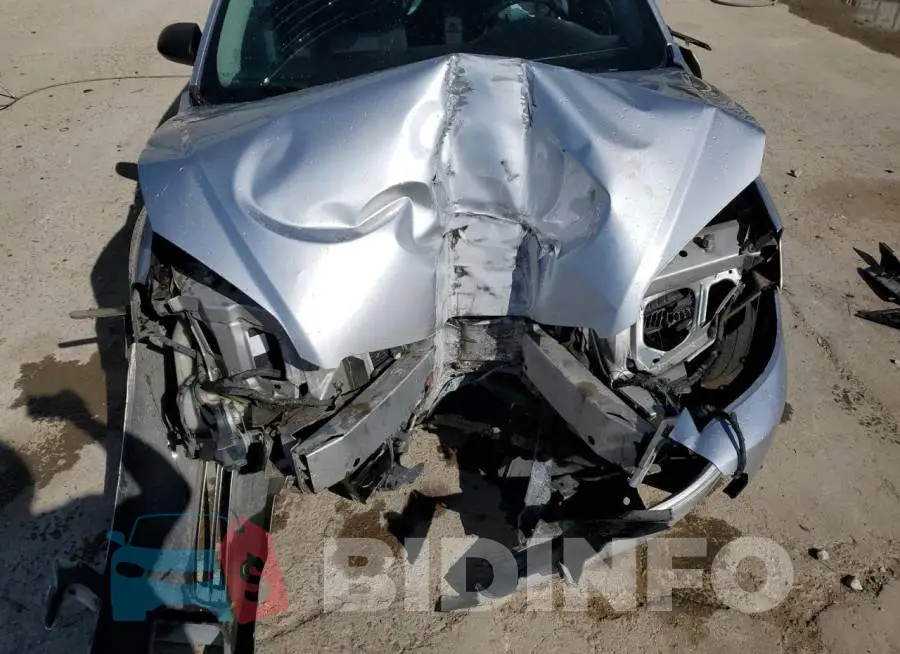 2G1WB5E31E1109771 Photo# 11