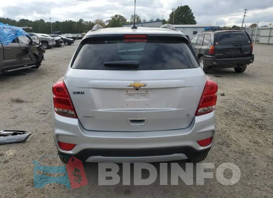 KL7CJLSB6LB010645 Photo# 6