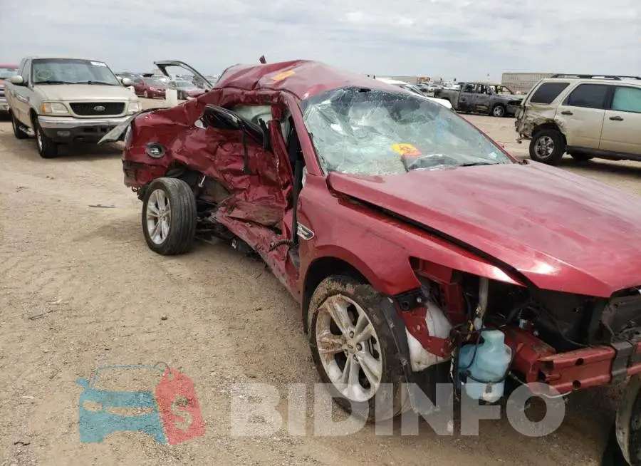 1FAHP2E88JG118658 Photo# 9
