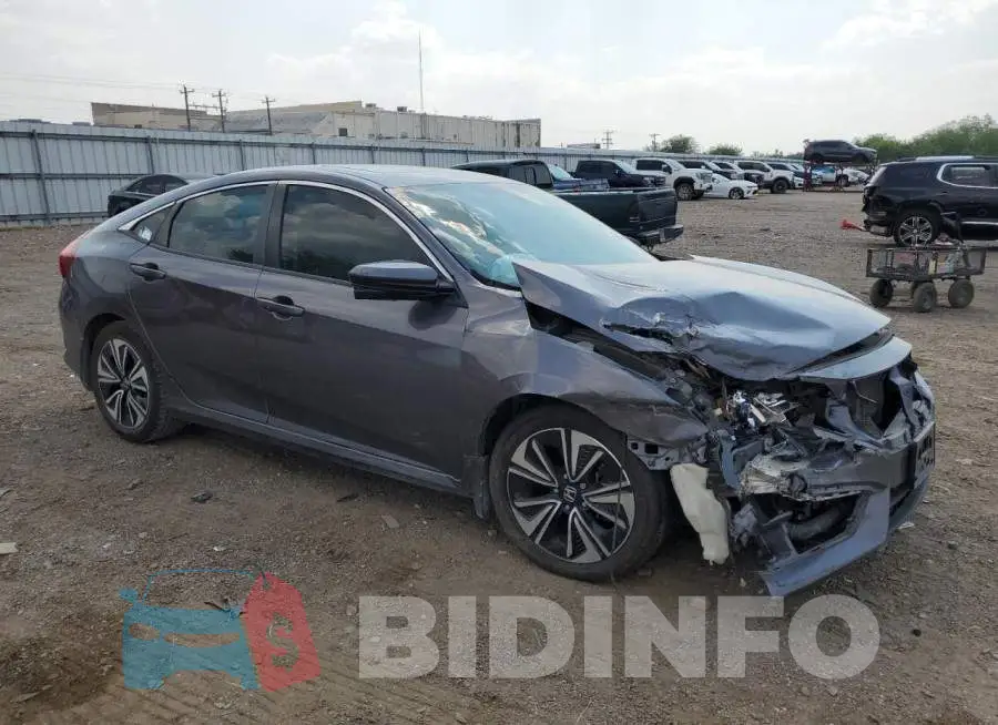 19XFC1F38HE007399 Photo# 4