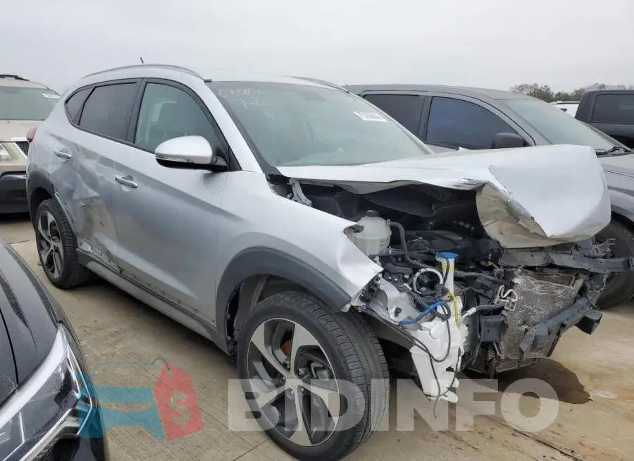 KM8J33A21HU440001 Photo# 4