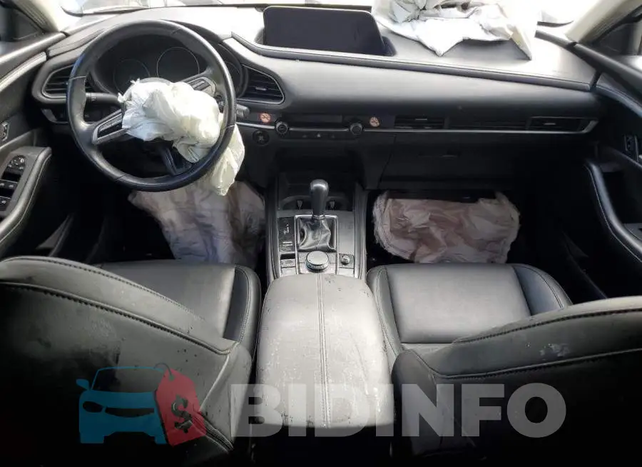 3MVDMBBL6MM258369 Photo# 8