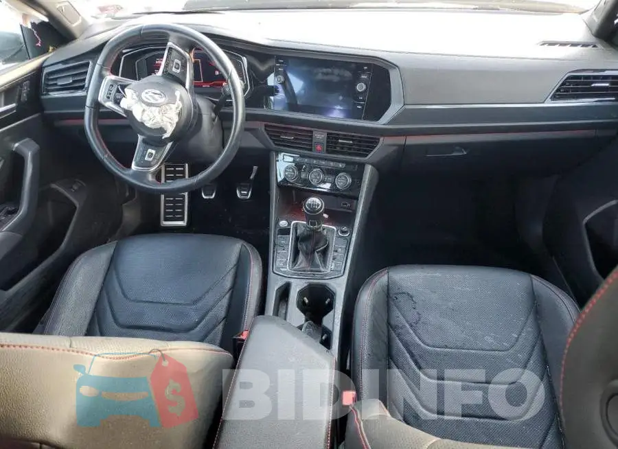 3VW5T7BU2KM228374 Photo# 8