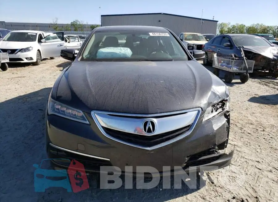 19UUB2F31FA019332 Photo# 5