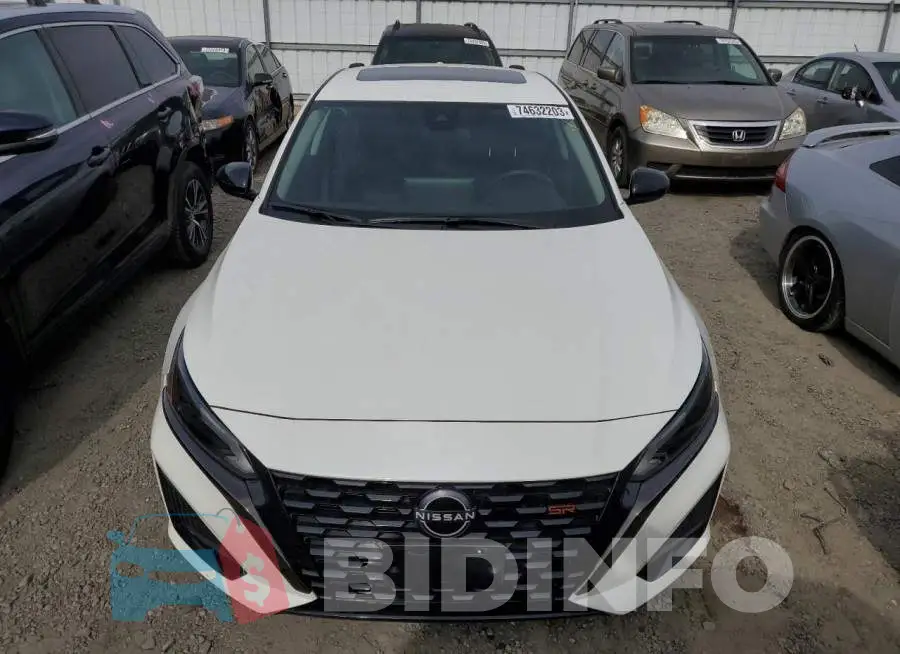 1N4BL4CV3PN312959 Photo# 5
