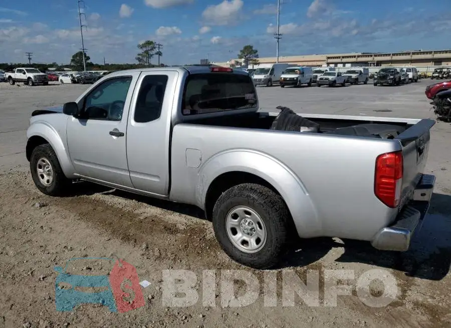 1N6BD0CT4GN748750 Photo# 2