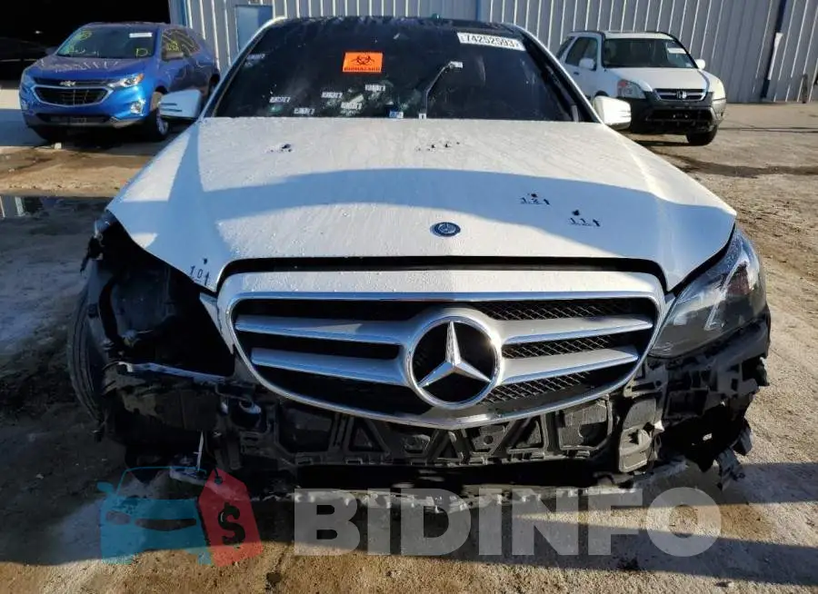 WDDHF5KB4FB108783 Photo# 5