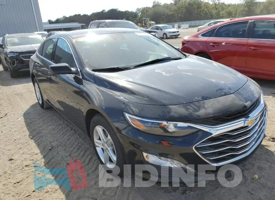 1G1ZD5ST9PF201217 Photo# 4