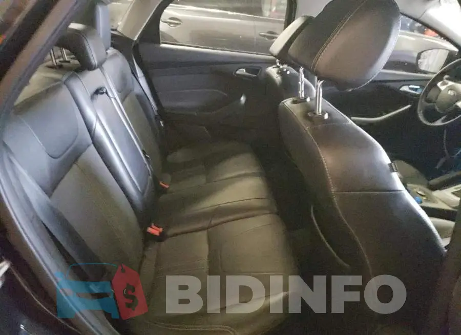1FADP3F22EL209825 Photo# 10