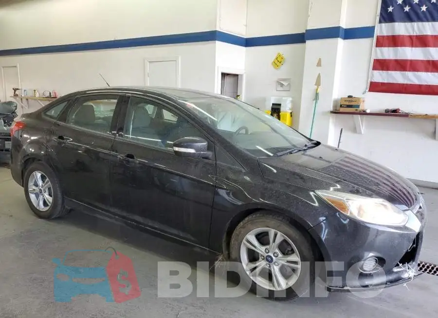 1FADP3F2XEL128331 Photo# 4