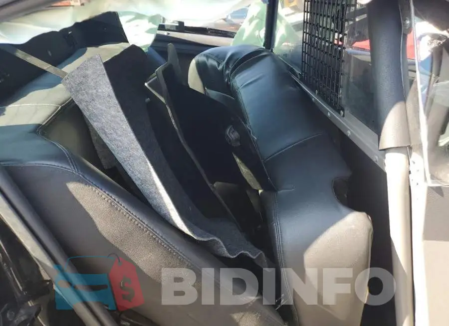 1FAHP2MT5FG150335 Photo# 10