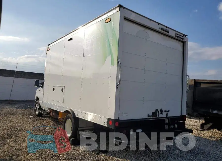 1FDXE4FS2JDC40074 Photo# 2