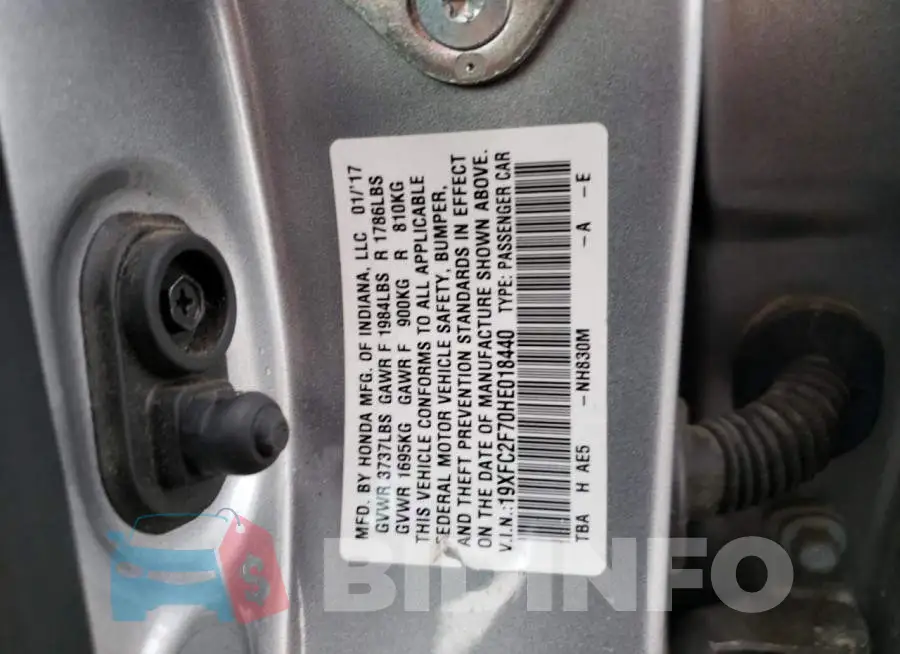19XFC2F70HE018440 Photo# 12