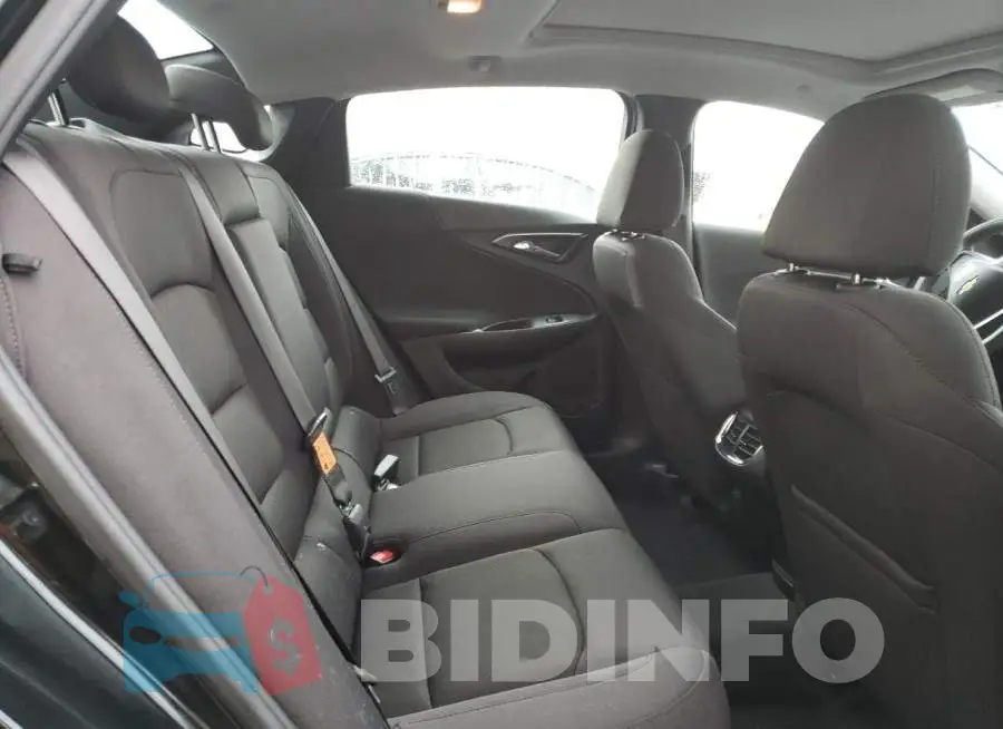 1G1ZD5ST4PF132128 Photo# 10