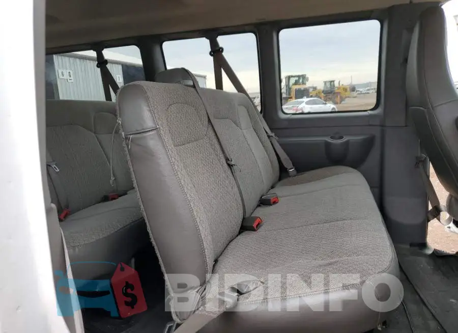 1GAZGPFG8J1316685 Photo# 11