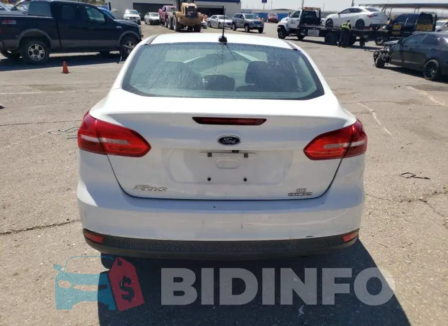 1FADP3F28FL384808 Photo# 6
