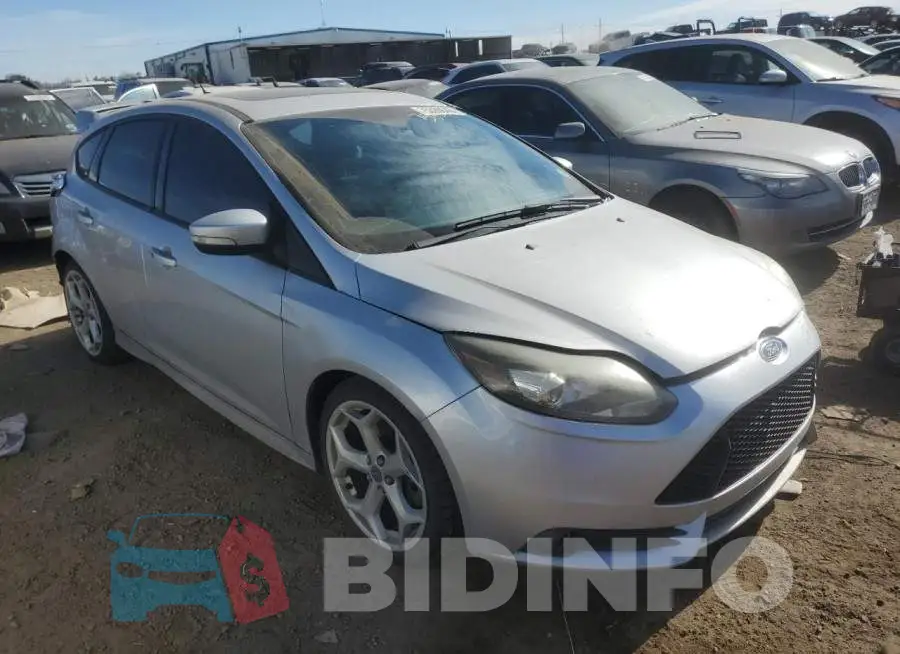 1FADP3L93EL452545 Photo# 4