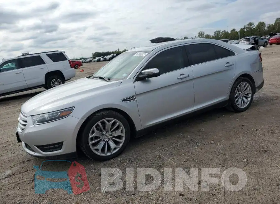 1FAHP2F83KG118437 Photo# 1